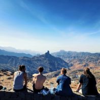 Blick auf die bergige Landschaft auf der Insel Gran Canaria